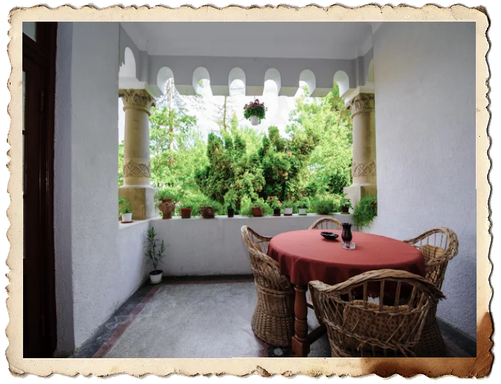Vila Lili — exterior